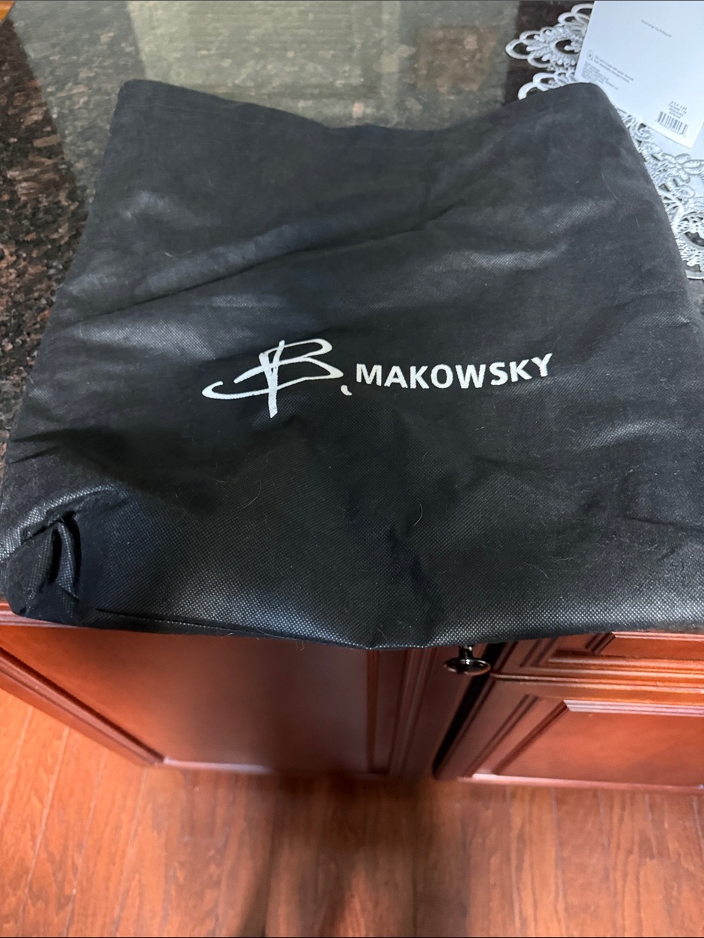 B. Makowsky Beige Tote with Leopard Print Interior - Pre-owned - Picture 12 of 12